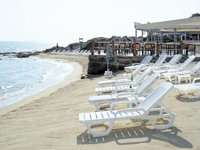 Tumbona Miami color blanco foto playa