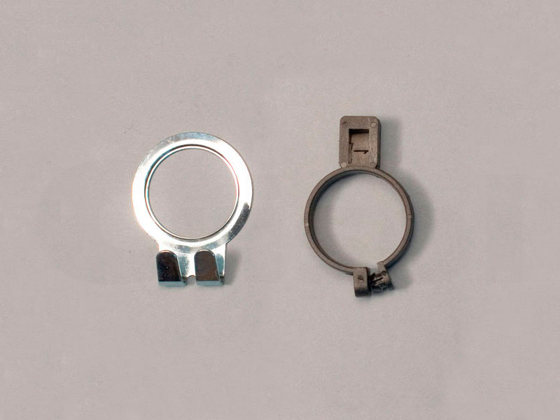 Percha plástico Resort