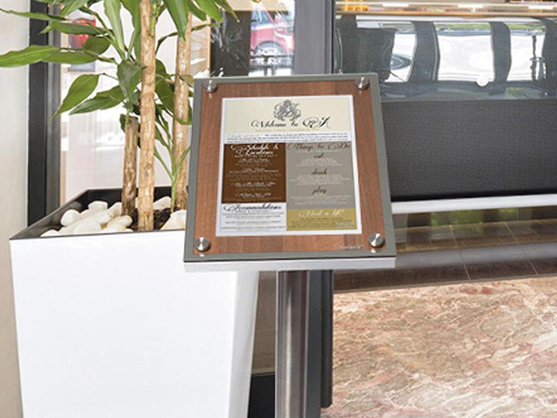 Cubremen&uacute;s GLASS STAR A4