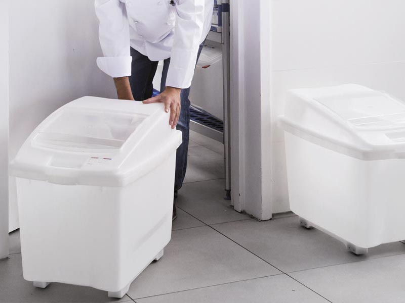 Contenedores accesibles con ruedas