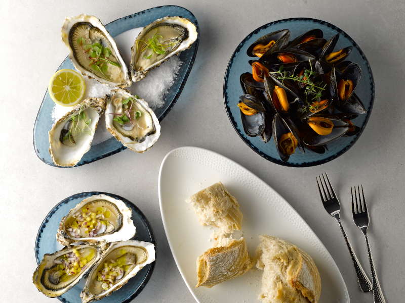 Isla Ocean Blue glass