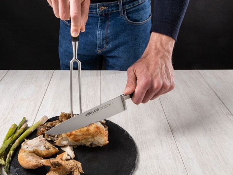 Serie Cuchillos Ópera