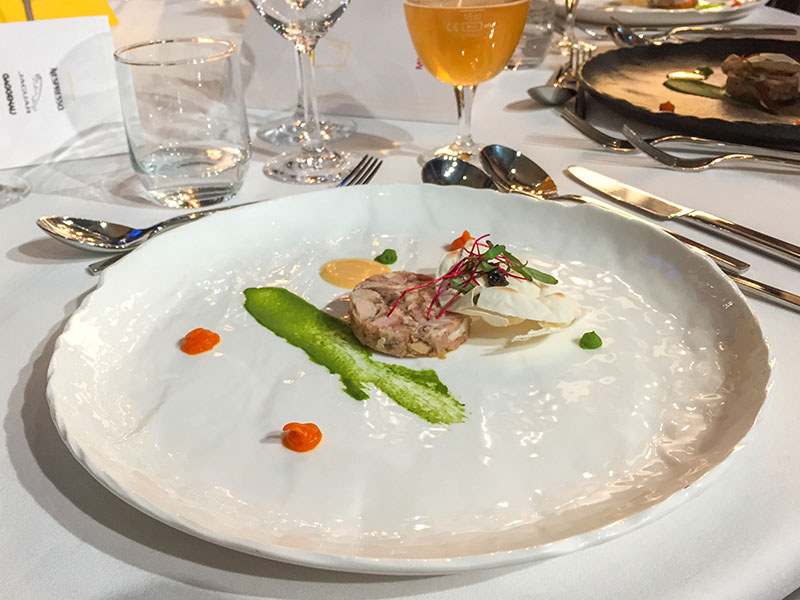 Fuente Livelli redonda 