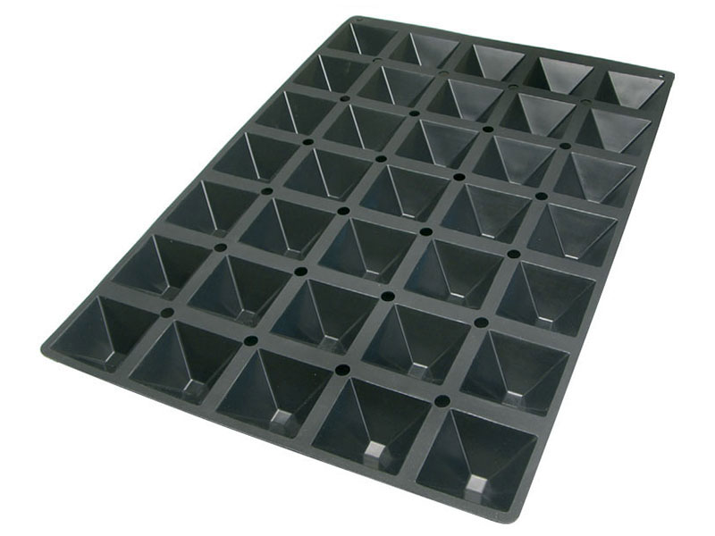 Molde Pirmide Bakenorm