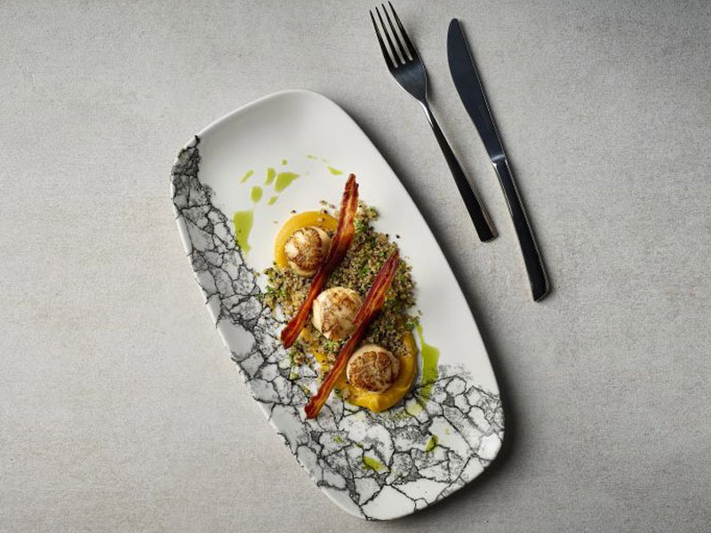 Kintsugi Accents Quartz Black