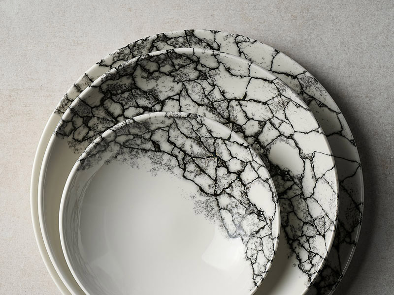 Kintsugi Accents Quartz Black