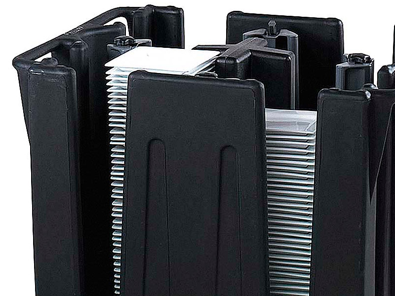 Carro ajustable para platos