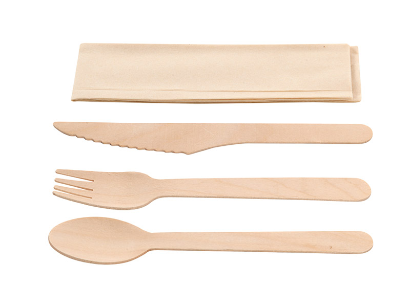 Set cubiertos de madera