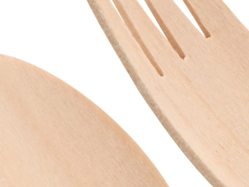 Set cubiertos de madera