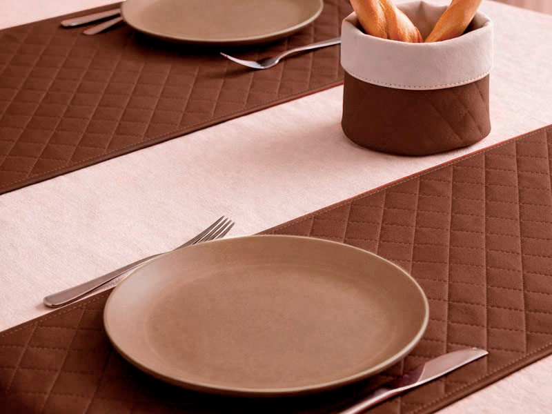 Camino de mesa Arlequ&iacute;n