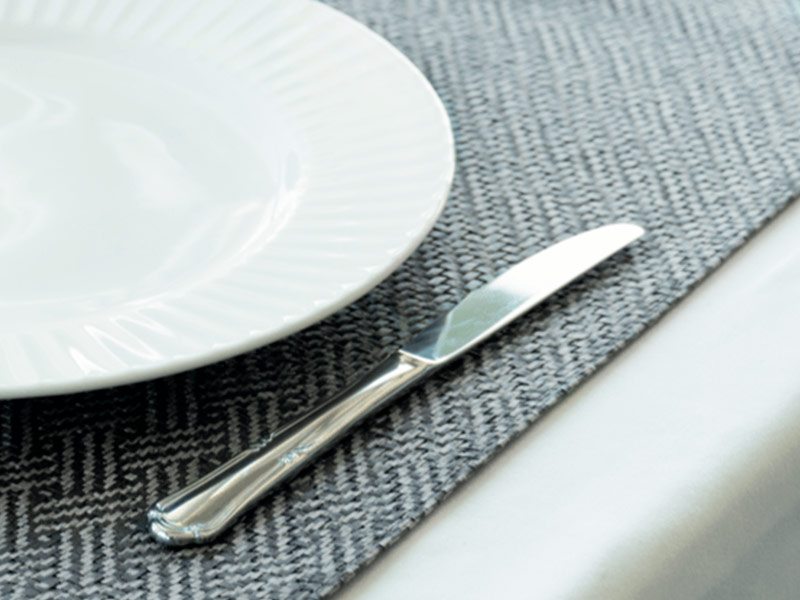 Camino de mesa Manila