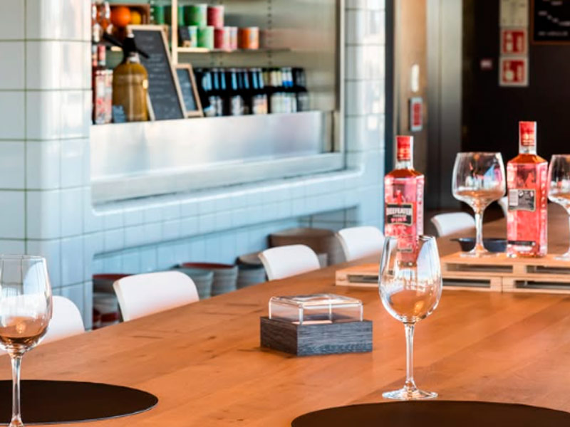 Servilletero de metacrilato cerrado