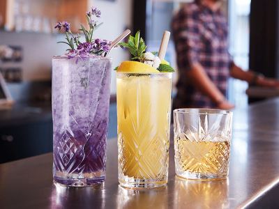 Vasos Broadway