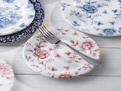 Vintage Prints Rose Chintz Cramberry